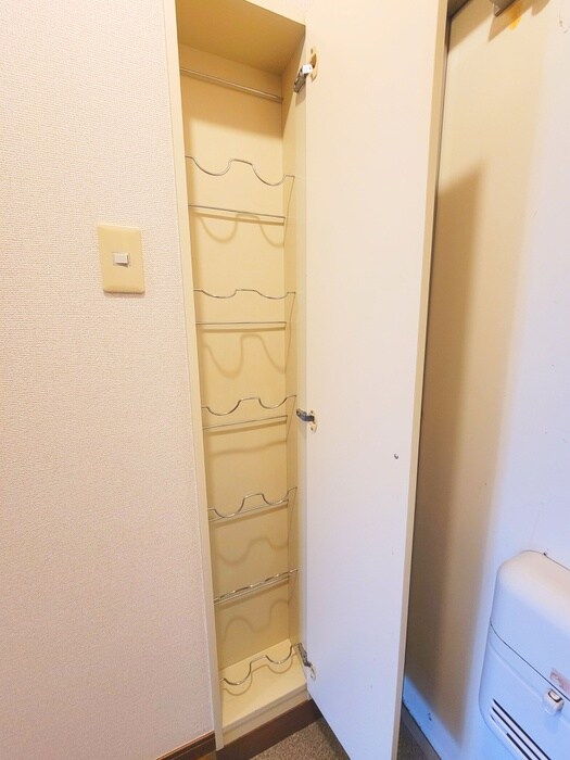 物件内観写真19　(靴箱)