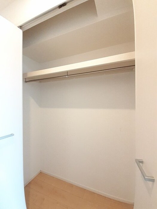 物件内観写真13　(収納)
