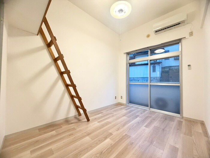 物件内観写真7　(居室)