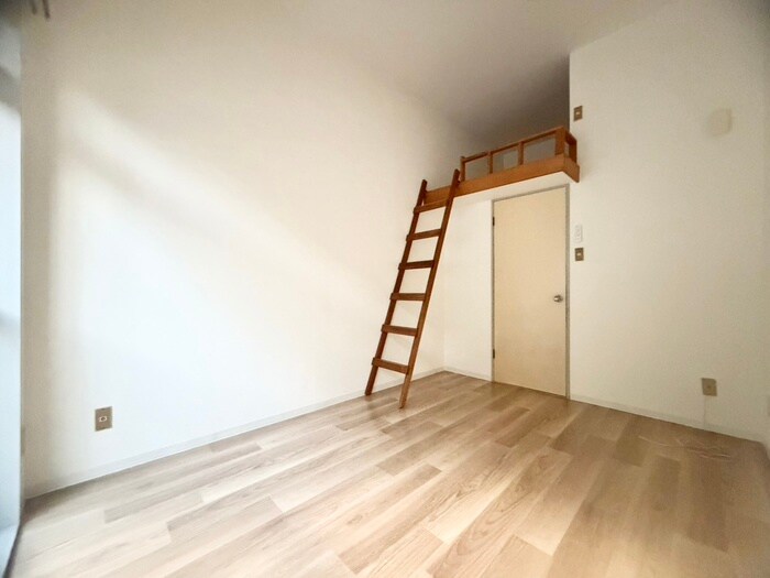 物件内観写真8　(居室)