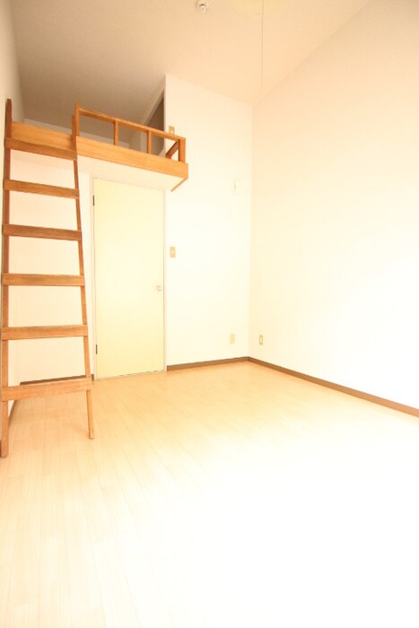 物件内観写真8　(居室)