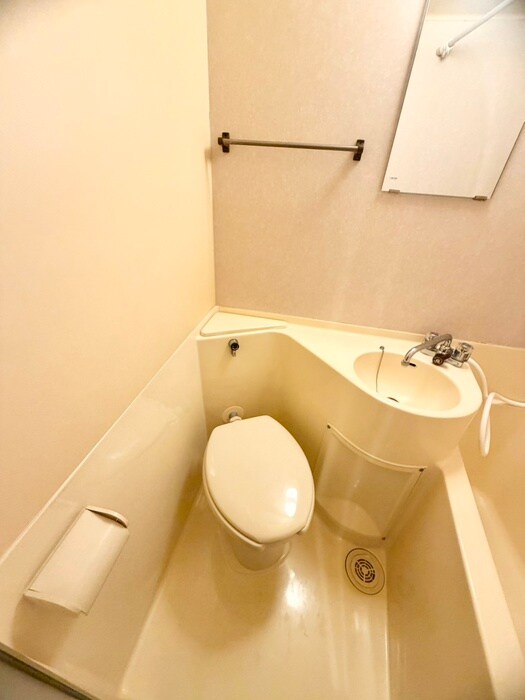 物件内観写真12　(トイレ)