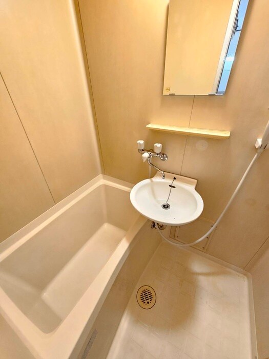 物件内観写真12　(バス／シャワールーム等)