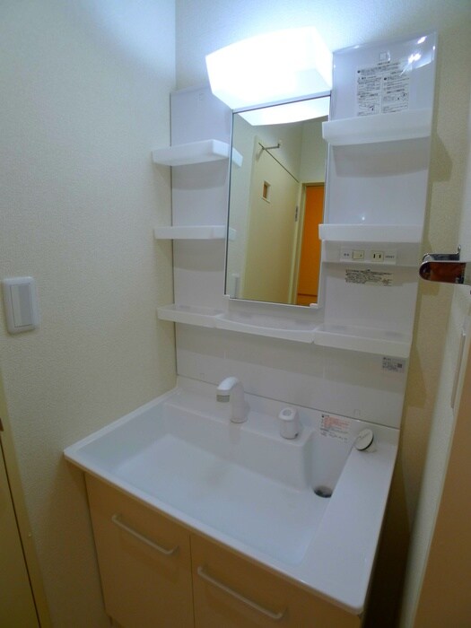 物件内観写真13　(洗面)