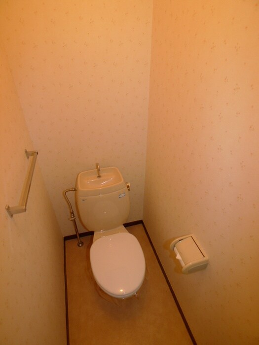 物件内観写真13　(トイレ)