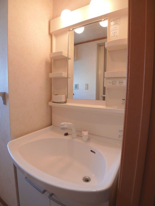 物件内観写真12　(洗面)