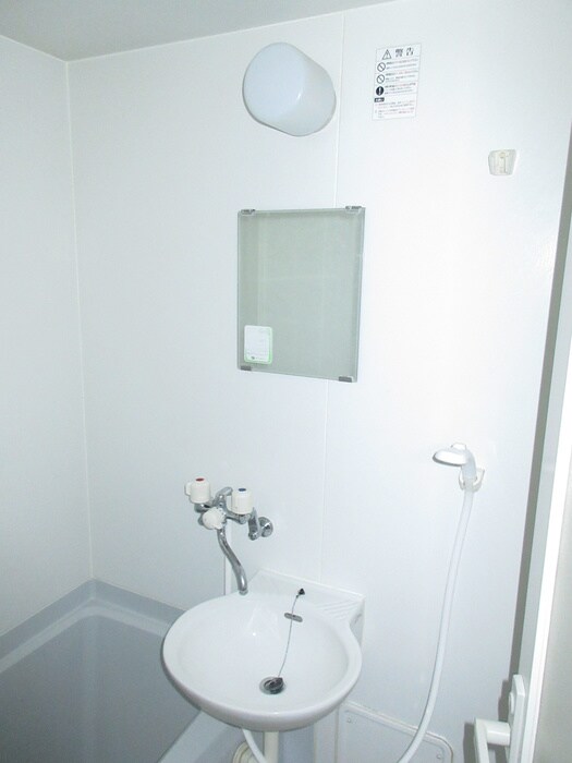 物件内観写真11　(洗面)