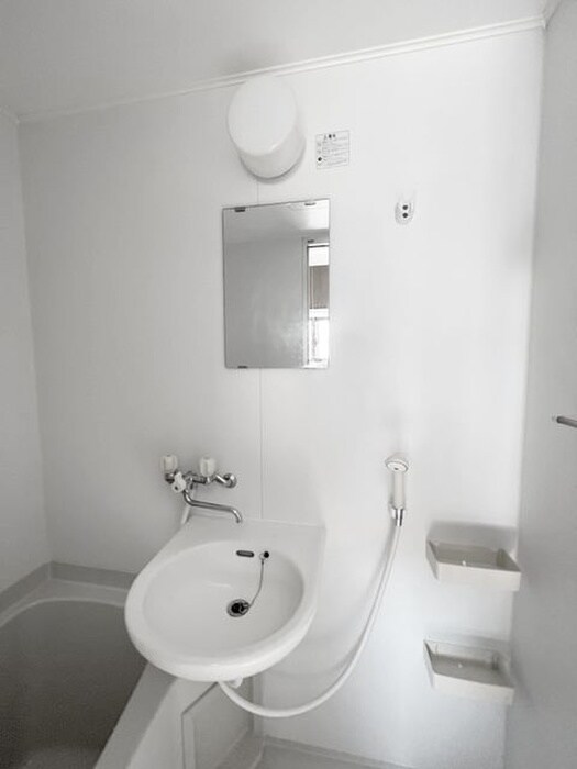 物件内観写真7　(洗面)