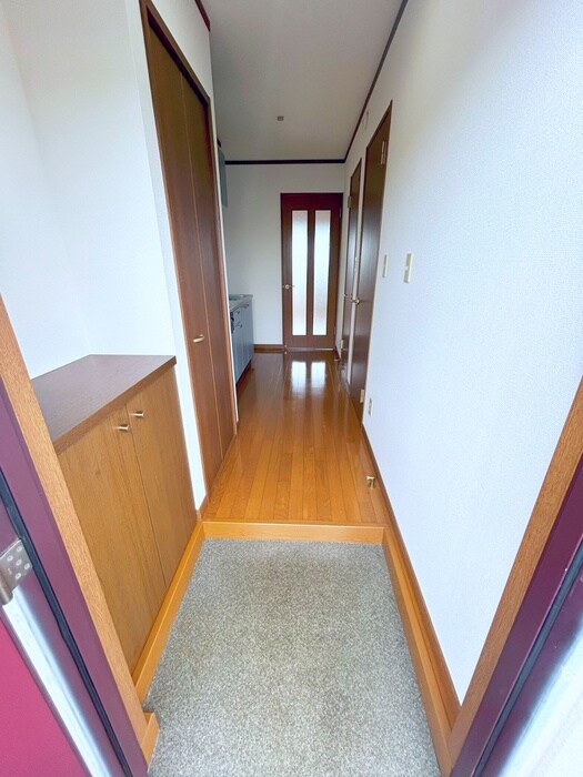物件内観写真17　(玄関)