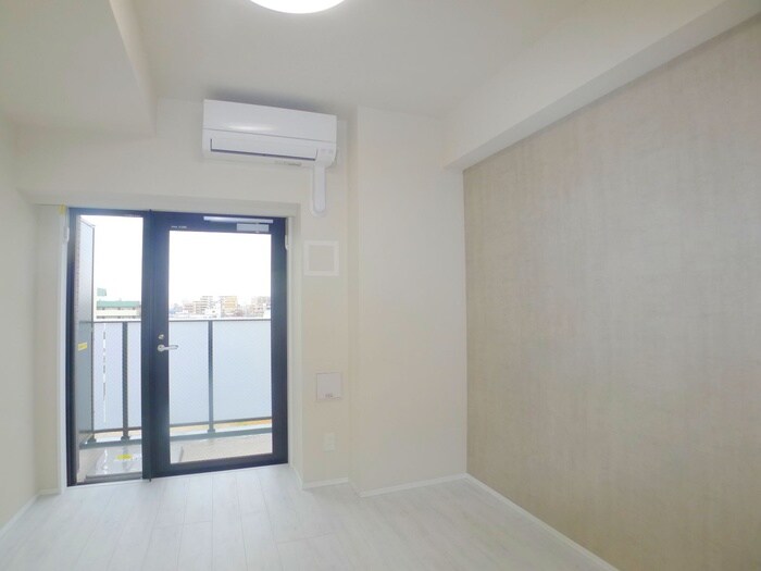 物件内観写真11　(室内からの展望)