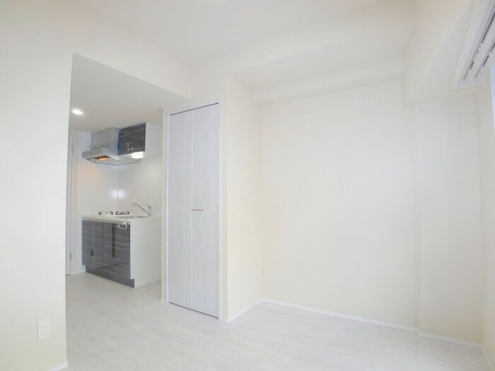 物件内観写真11　(居室)