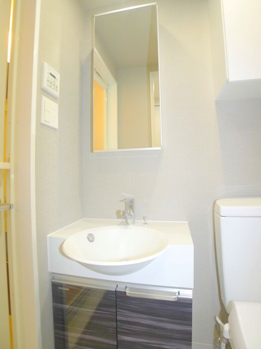 物件内観写真13　(洗面)