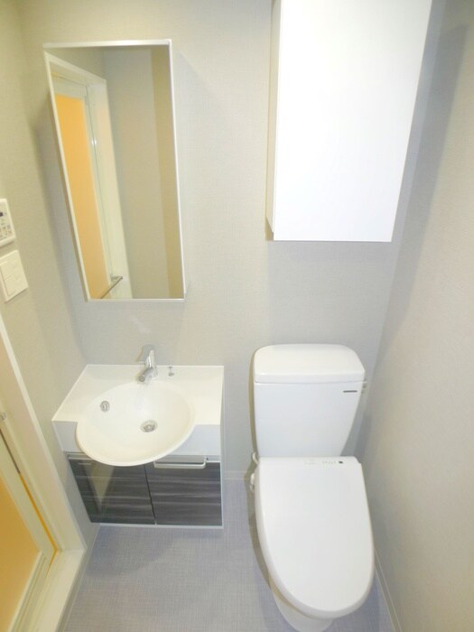 物件内観写真14　(トイレ)