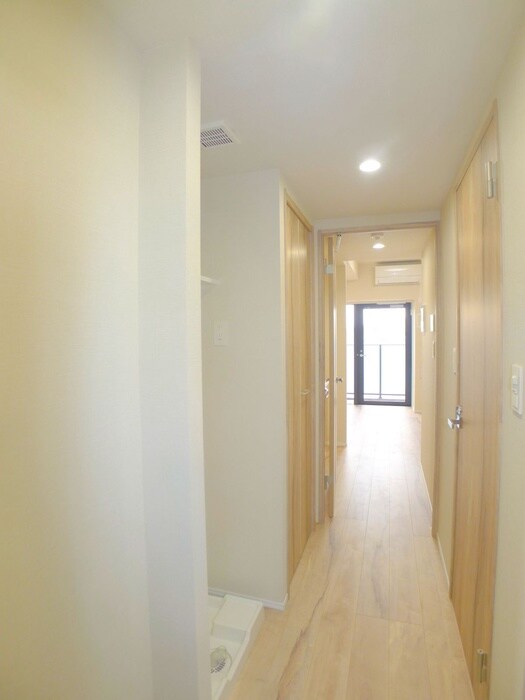 物件内観写真15　(廊下)