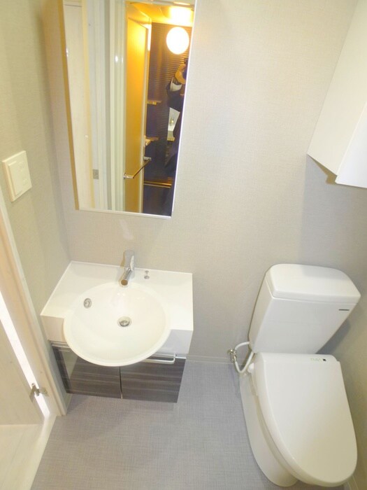 物件内観写真15　(トイレ)