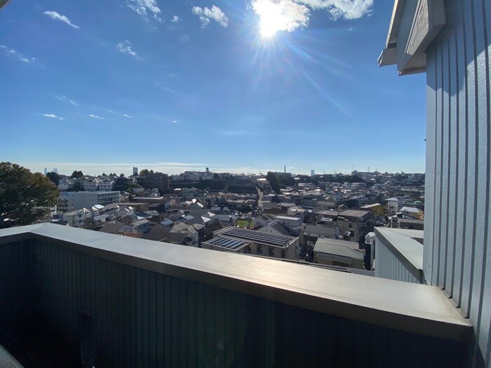 物件内観写真15　(室内からの展望)