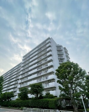 ﾌｧﾐﾘｰﾀｳﾝ東陽弐番館(M717)外観写真