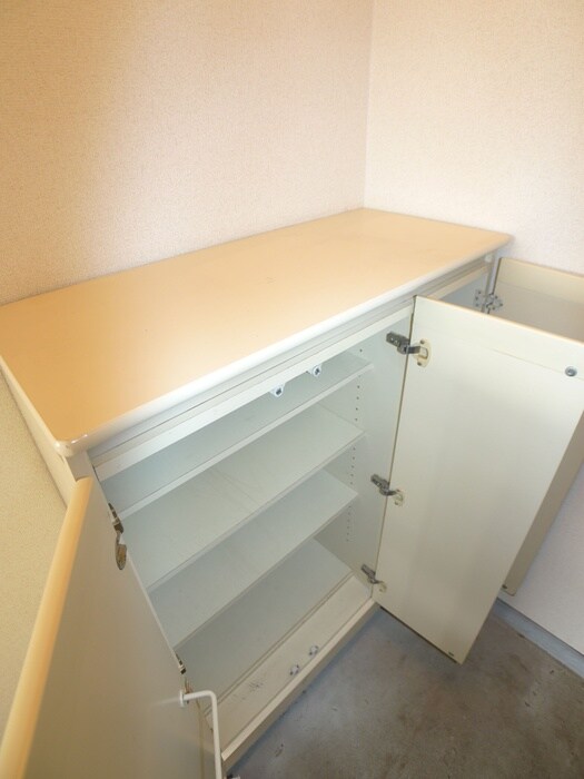 物件内観写真13　(靴箱)