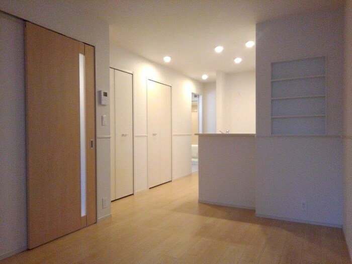 物件内観写真3　(居室)