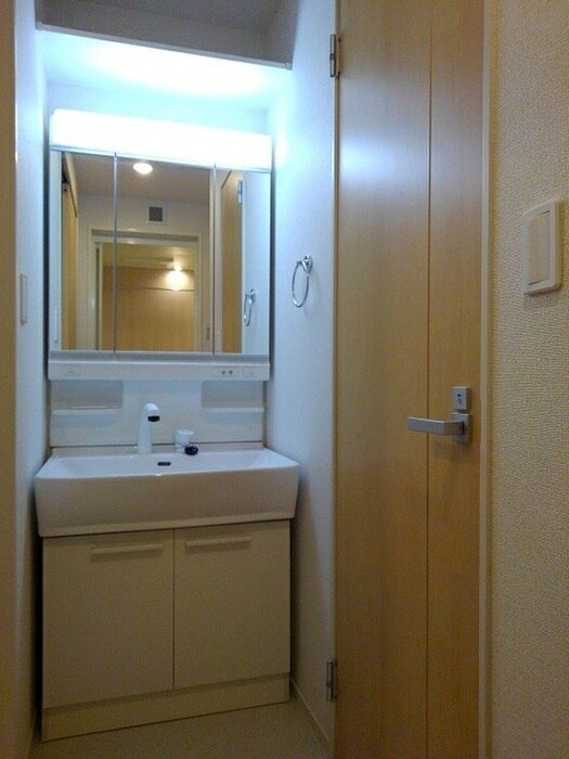 物件内観写真7　(洗面)