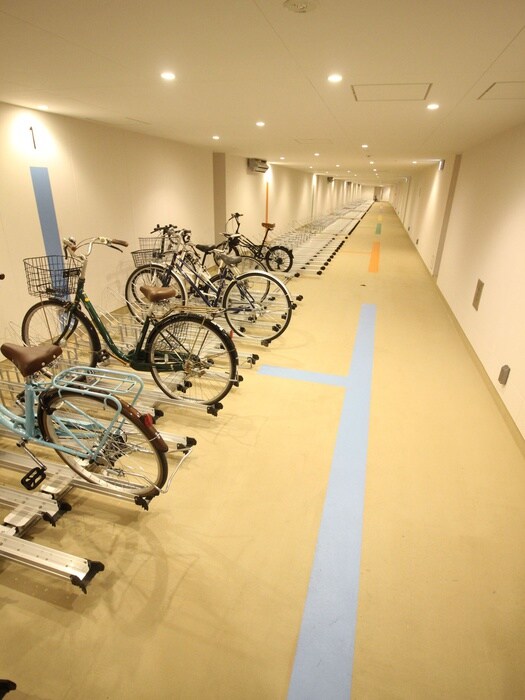 物件外観写真6　(駐輪場)