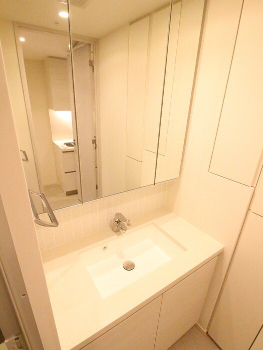 物件内観写真12　(洗面)