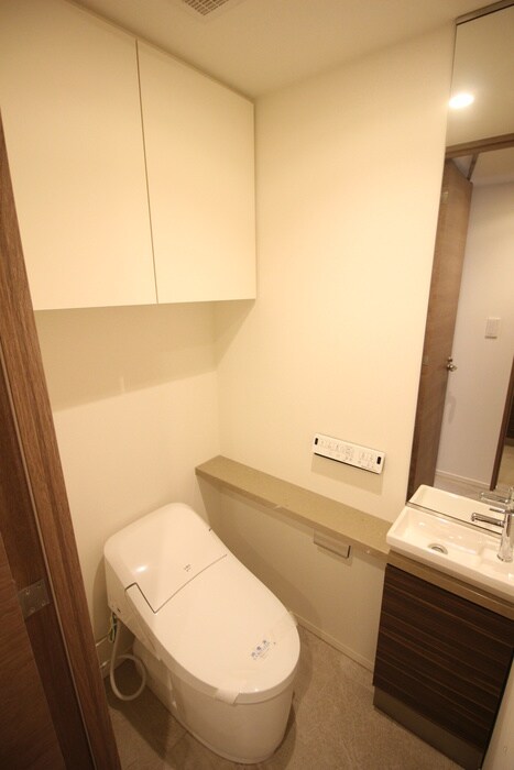 物件内観写真15　(トイレ)