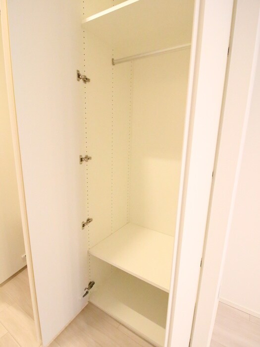 物件内観写真17　(収納)