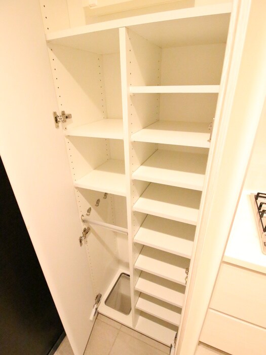 物件内観写真19　(靴箱)