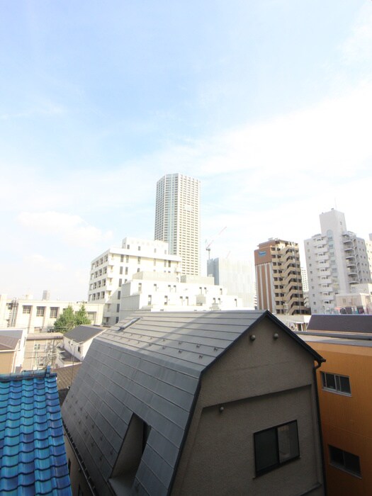 物件内観写真21　(室内からの展望)