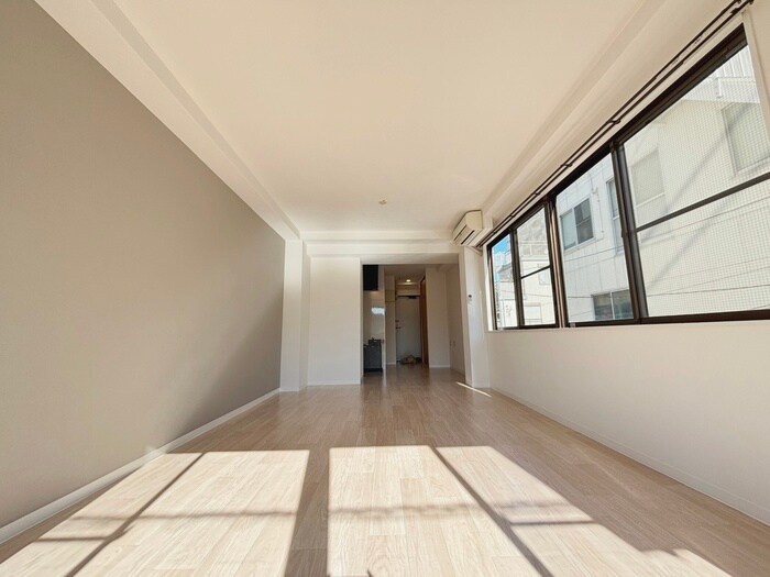 物件内観写真5　(居室)