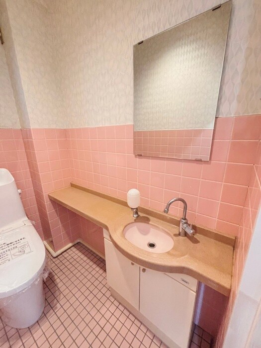 物件内観写真8　(洗面)