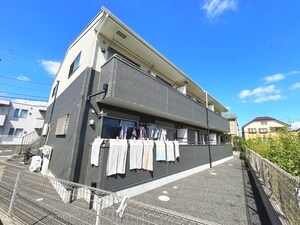 コ－モド飯山満外観写真