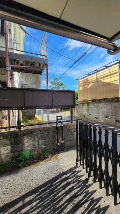 物件内観写真16　(室内からの展望)