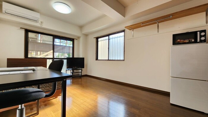 物件内観写真18　(居室)