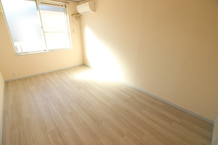 物件内観写真7　(居室)