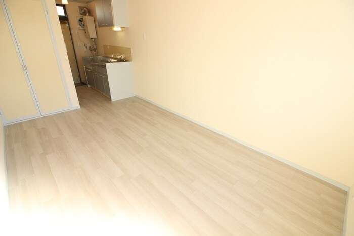 物件内観写真8　(居室)