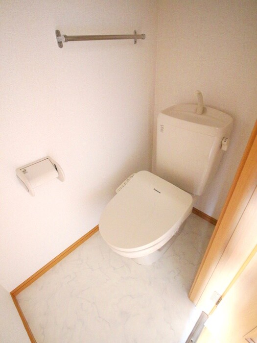 物件内観写真14　(トイレ)