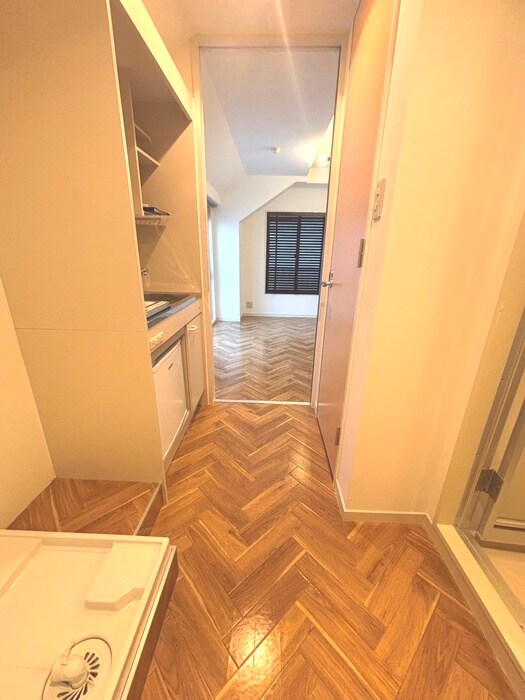 物件内観写真17　(廊下)