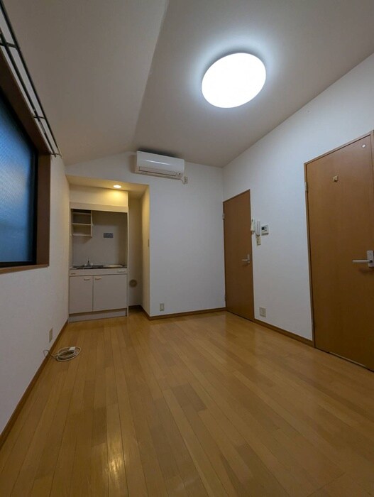 物件内観写真5　(居室)