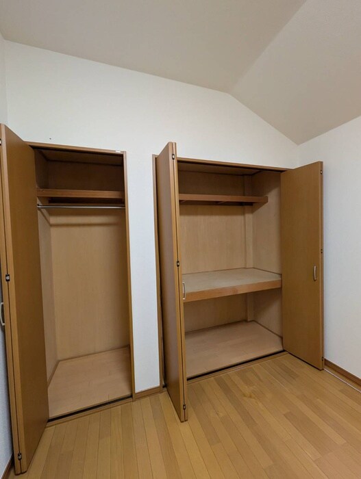 物件内観写真15　(収納)