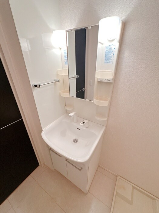 物件内観写真13　(洗面)