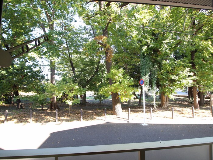 物件内観写真17　(室内からの展望)