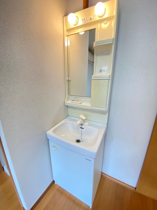 物件内観写真12　(洗面)