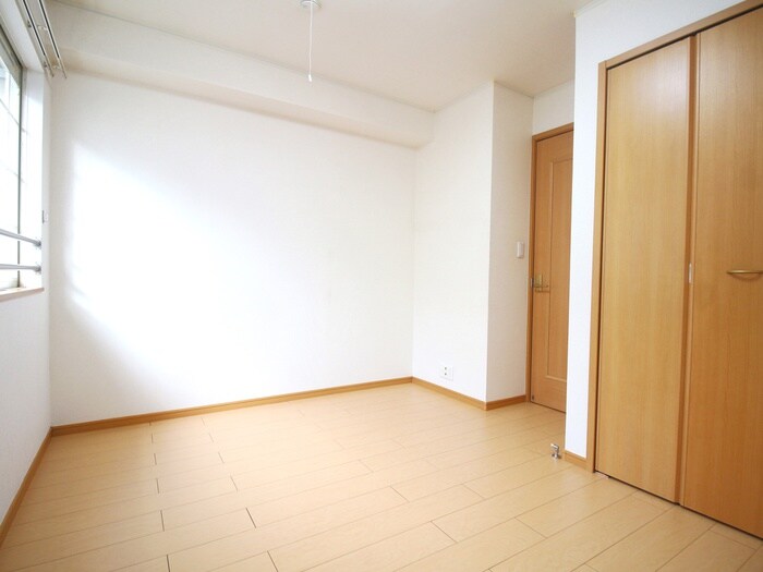 物件内観写真16　(居室)