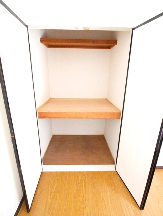 物件内観写真14　(収納)