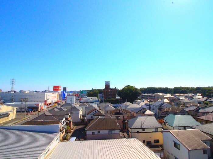 物件内観写真16　(室内からの展望)