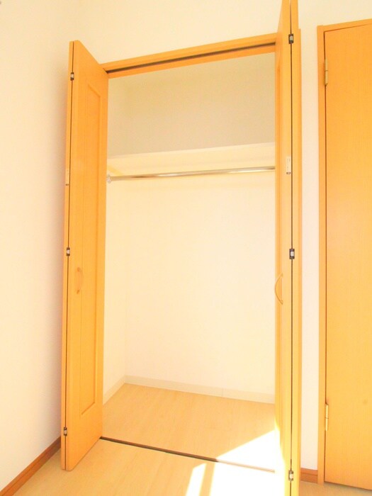 物件内観写真21　(収納)