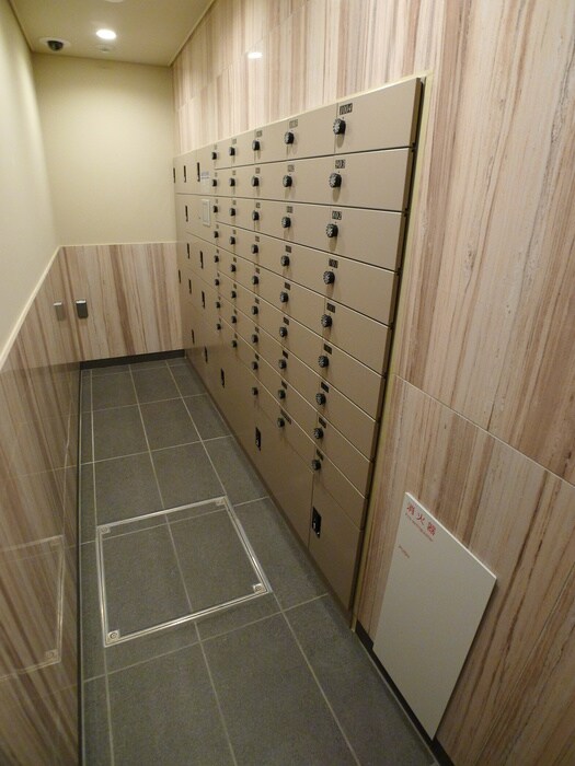 物件外観写真4　(建物設備)