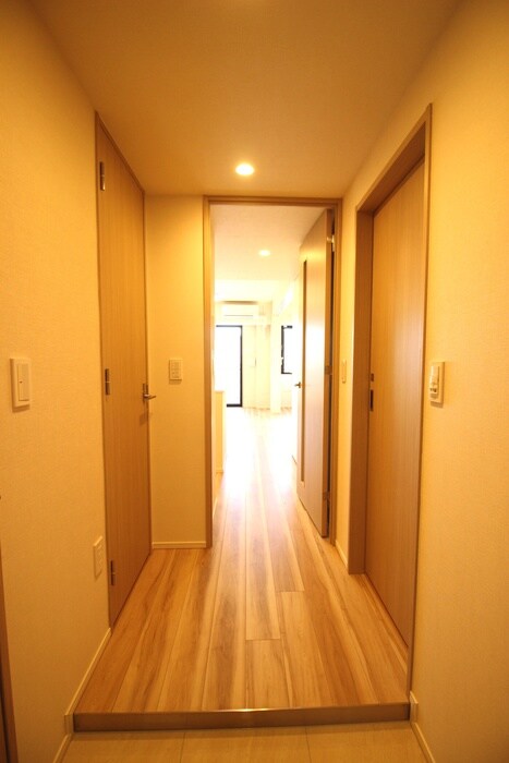 物件内観写真19　(廊下)